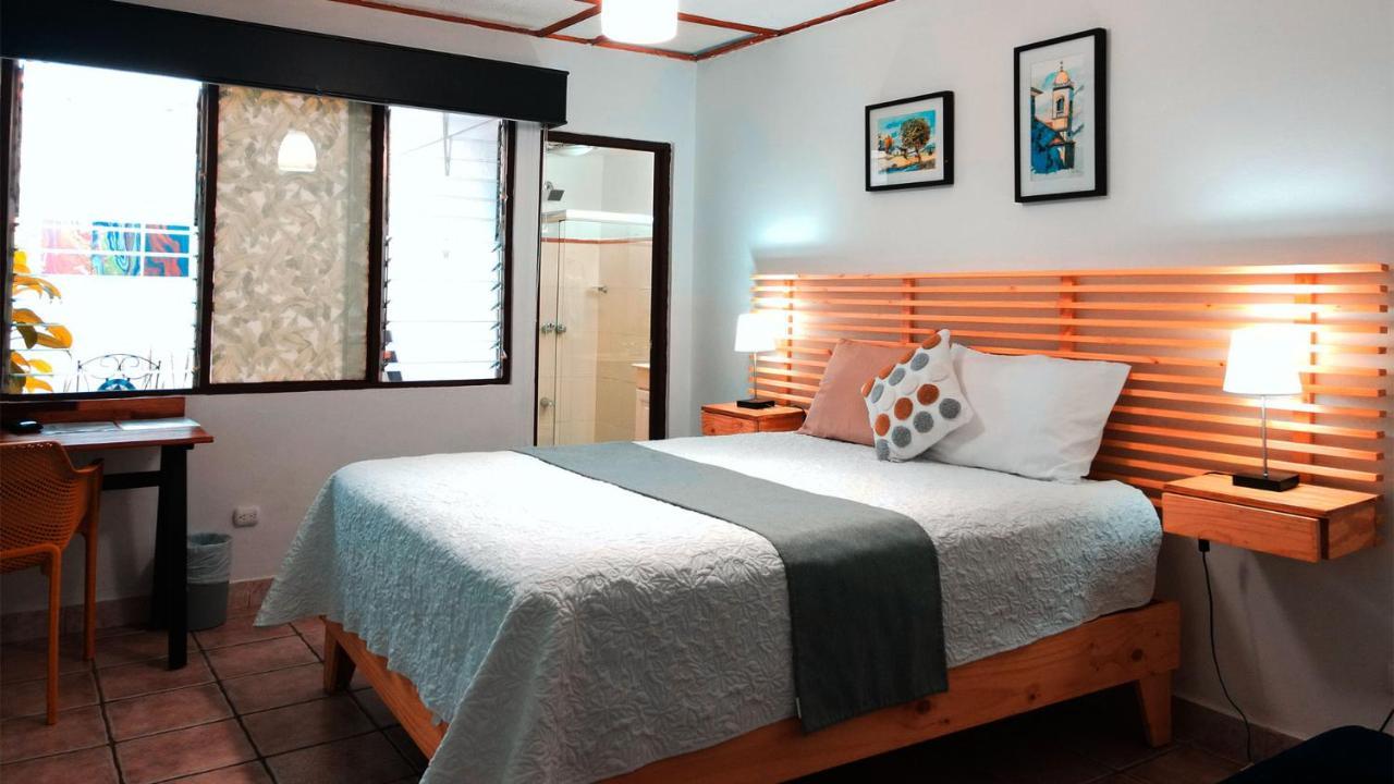 Trebol Amarillo Bed & Breakfast Escazú Extérieur photo