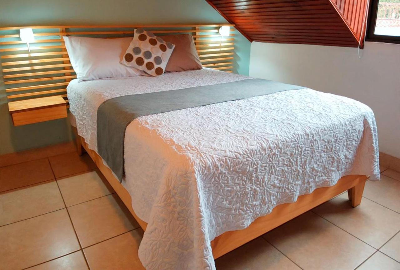 Trebol Amarillo Bed & Breakfast Escazú Extérieur photo
