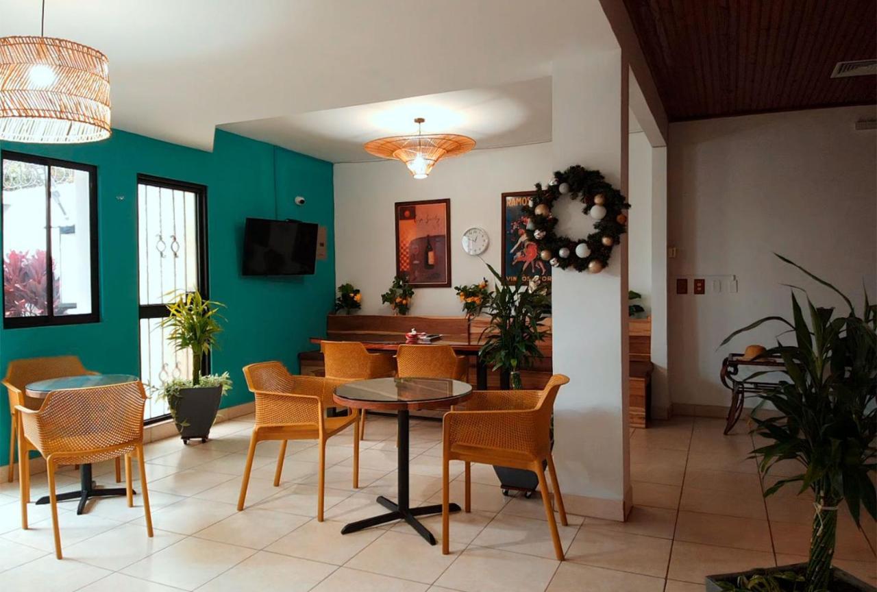 Trebol Amarillo Bed & Breakfast Escazú Extérieur photo